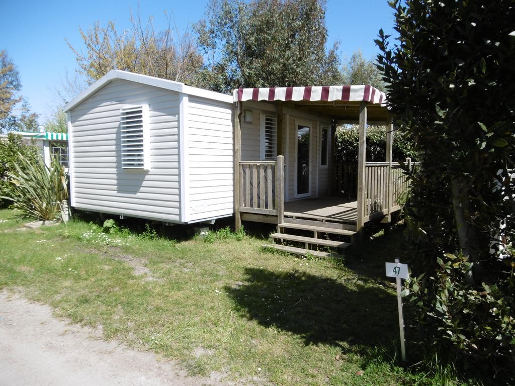 Camping Antioche D'Oleron La Bree-les-Bains Bagian luar foto