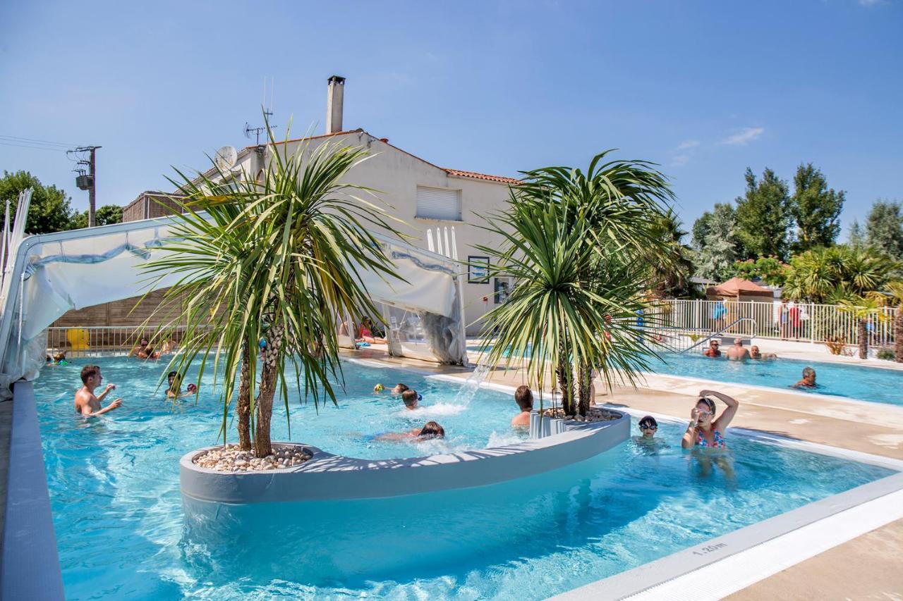 Camping Antioche D'Oleron La Bree-les-Bains Bagian luar foto