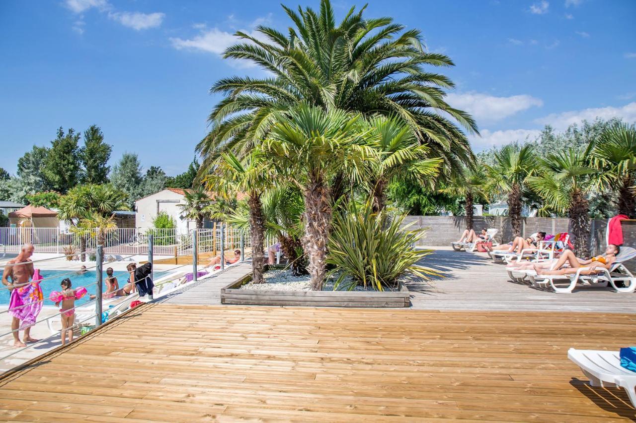 Camping Antioche D'Oleron La Bree-les-Bains Bagian luar foto