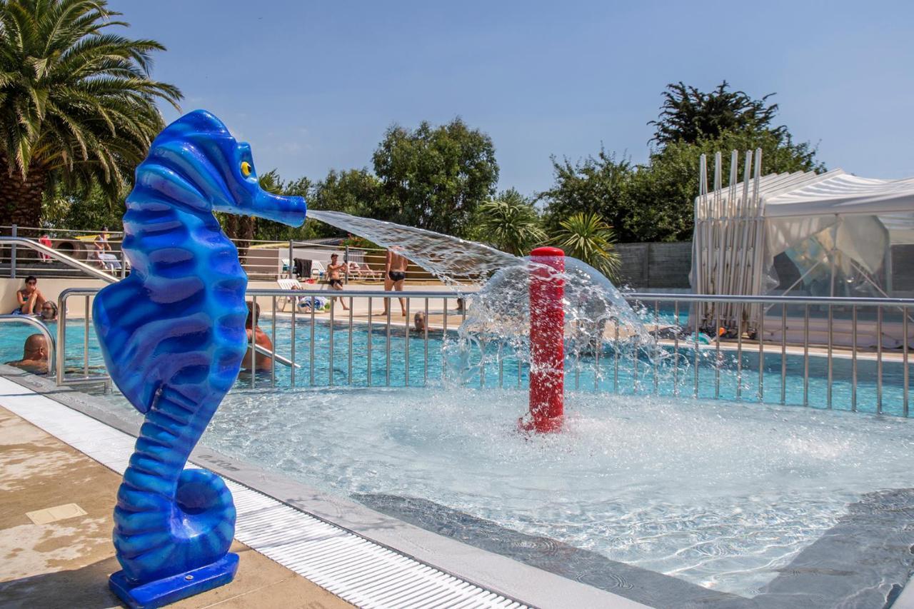 Camping Antioche D'Oleron La Bree-les-Bains Bagian luar foto